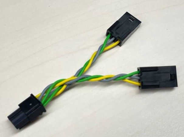 Y-Cable / distributor to rear light